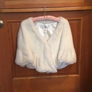 White faux ermine caplet